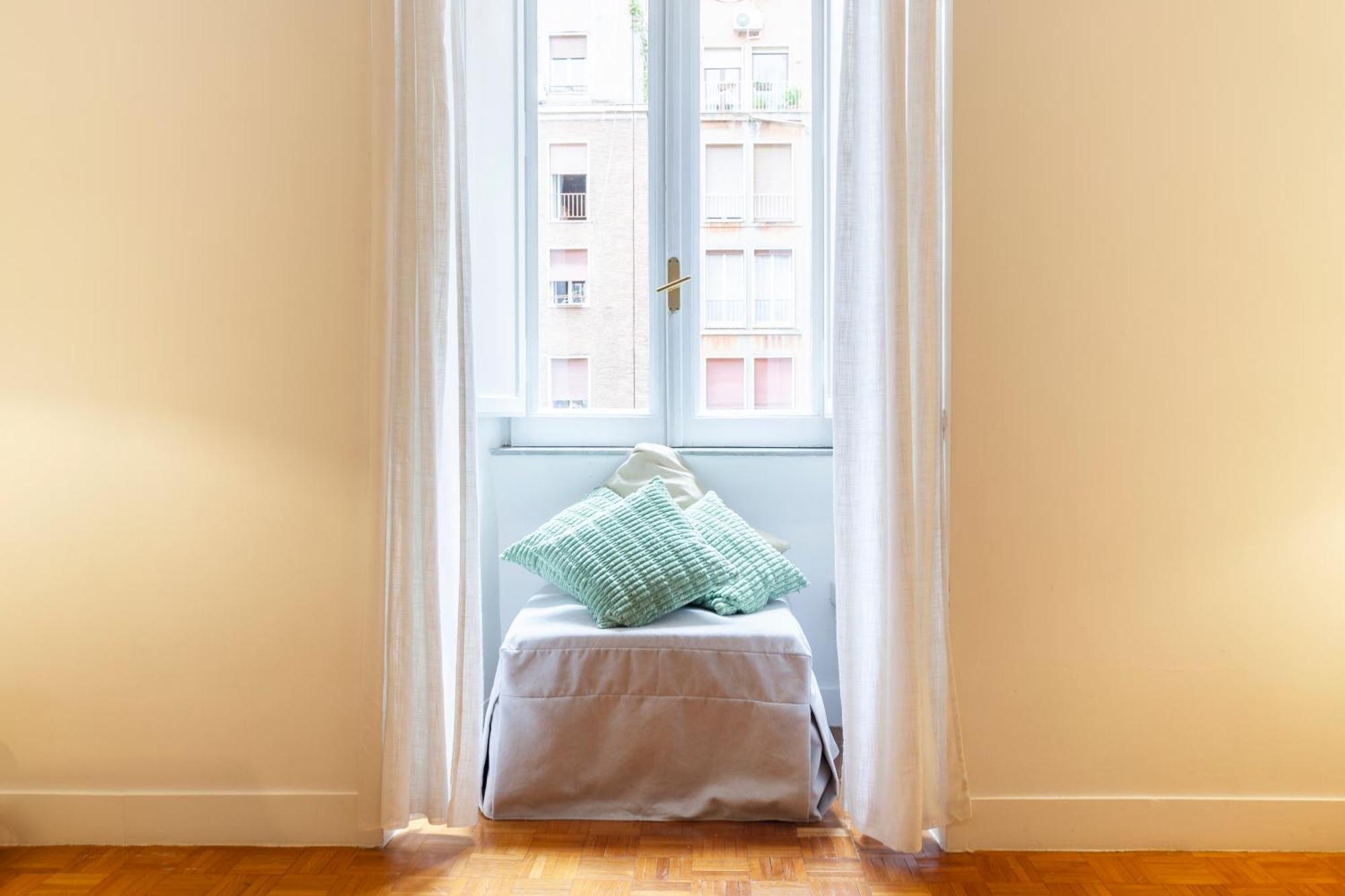 Splendid Apartment Trastevere Rome Exterior photo